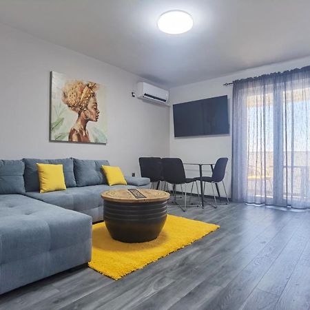 Apartment Pek Crikvenica Buitenkant foto