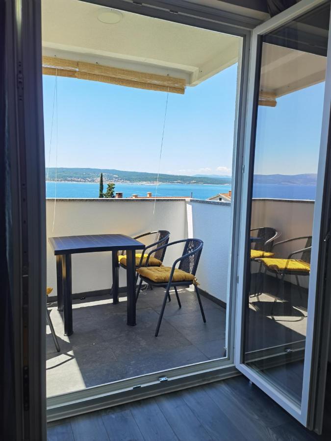 Apartment Pek Crikvenica Buitenkant foto