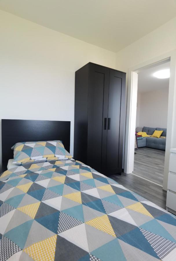 Apartment Pek Crikvenica Buitenkant foto