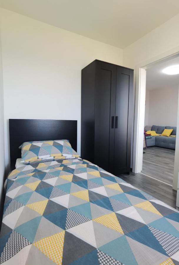Apartment Pek Crikvenica Buitenkant foto