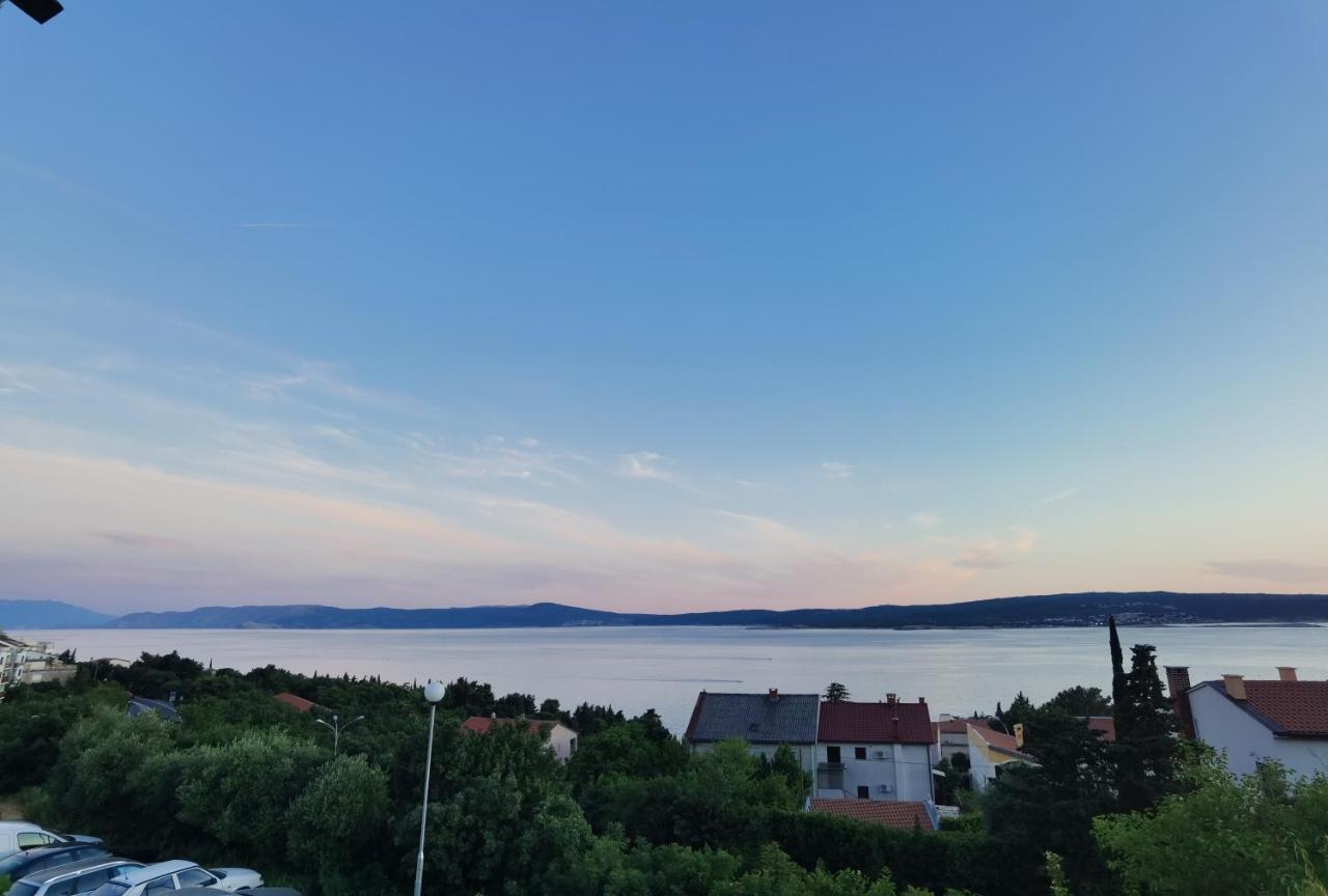 Apartment Pek Crikvenica Buitenkant foto