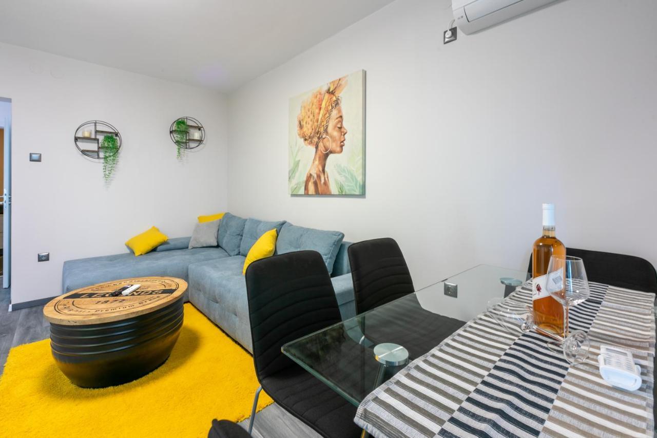 Apartment Pek Crikvenica Buitenkant foto