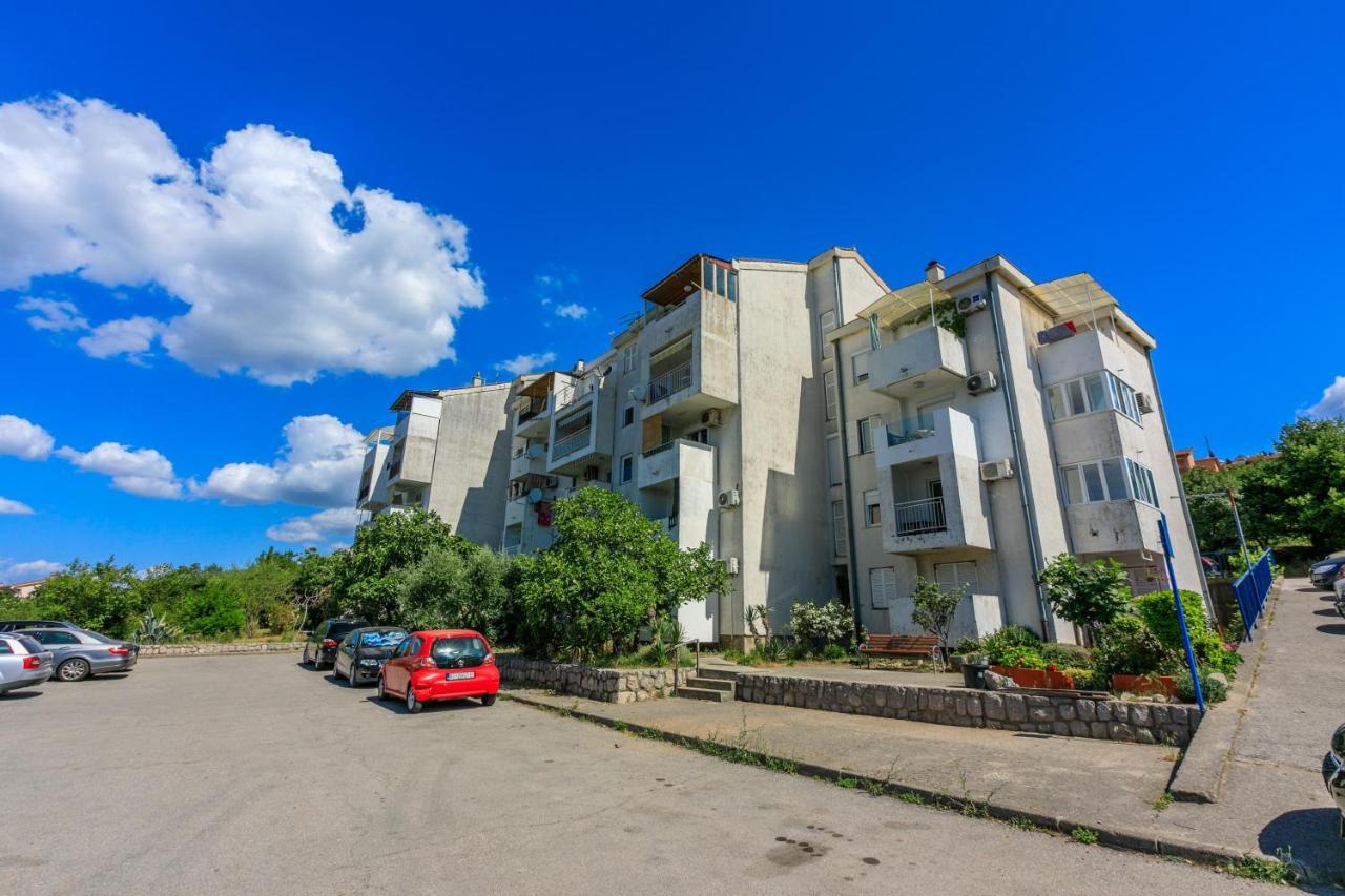 Apartment Pek Crikvenica Buitenkant foto